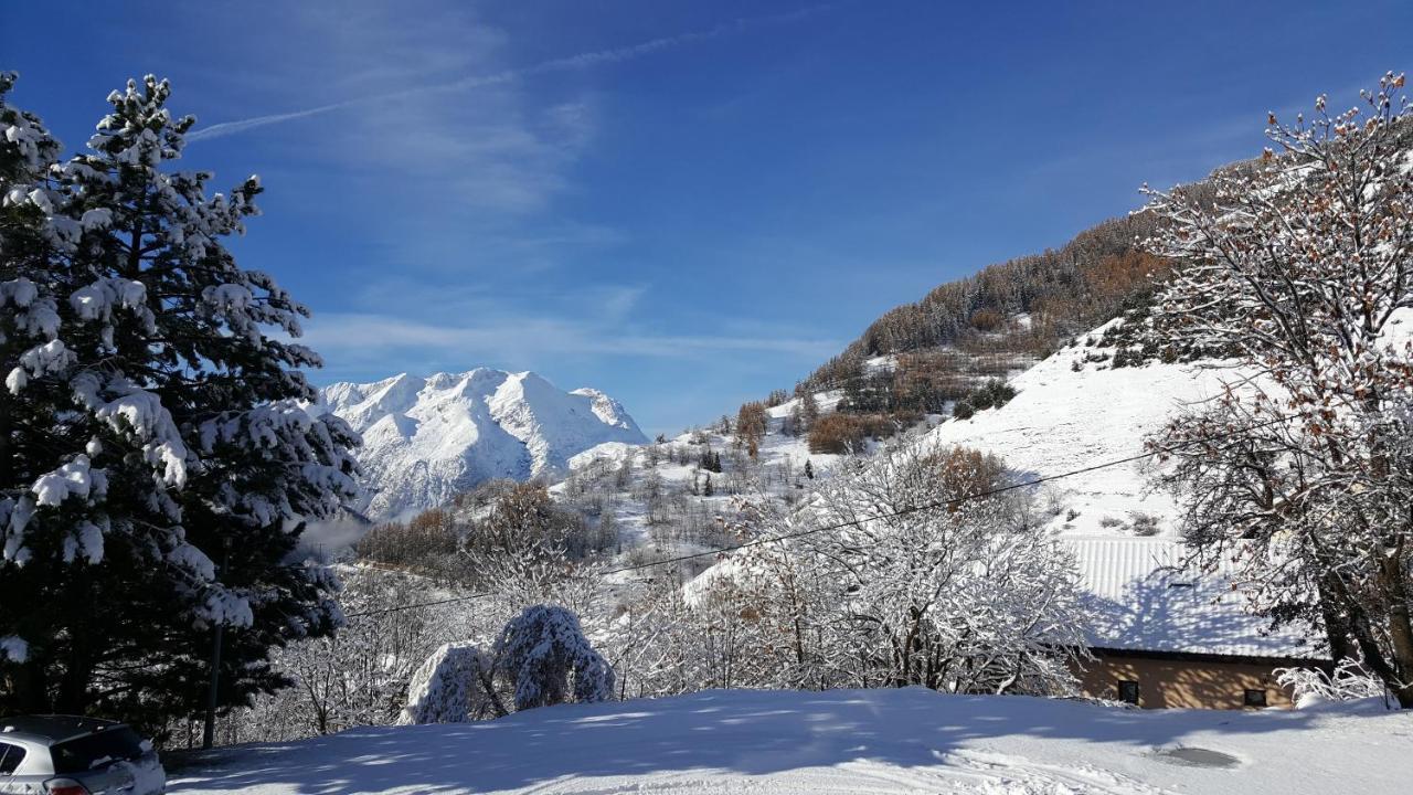 Le Skidoux Huez ภายนอก รูปภาพ